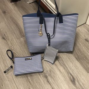 NWT Tommy Hilfiger 3 piece tote set.